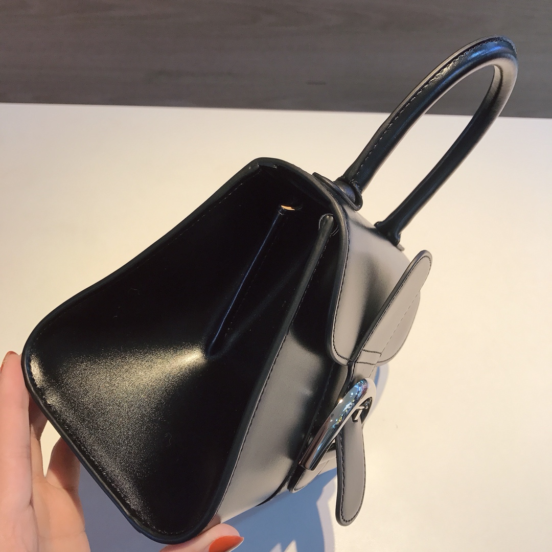 델보 브리앙 MM 박스백 스몰